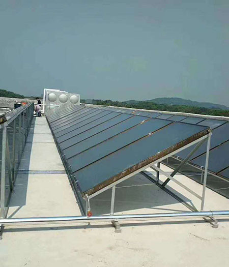 学校空气能+太阳能中央热水系统